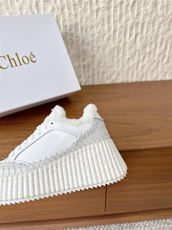 2025112815381978 390